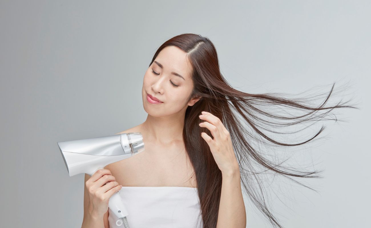 Is It Better to Air Dry or Blow Dry Hair?